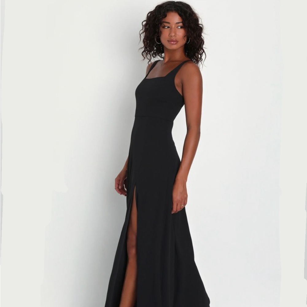 NWT Remarkable Arrival Black Sleeveless Maxi Dress